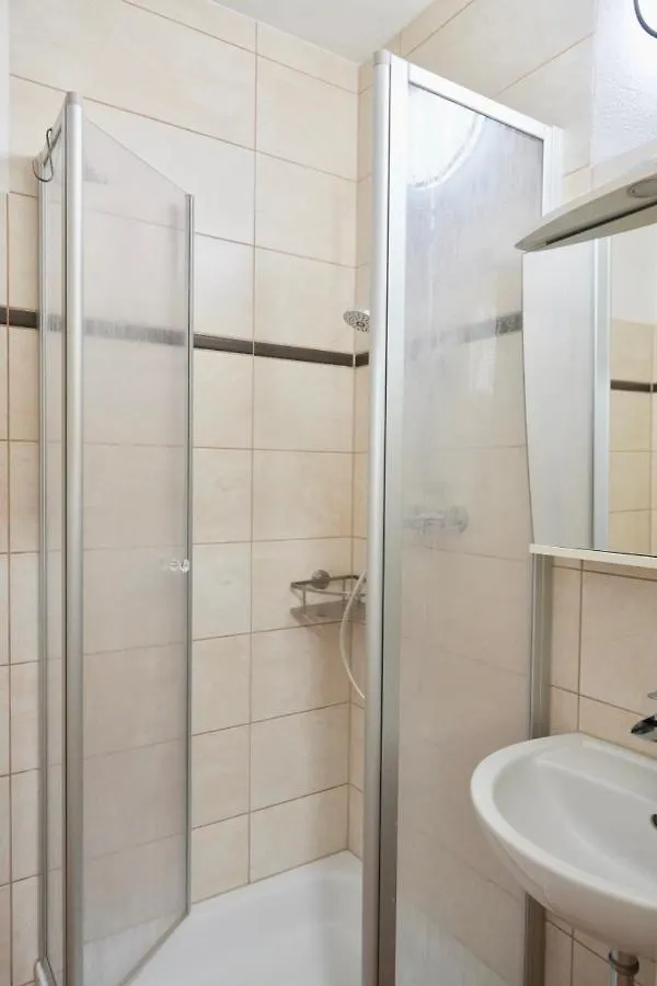 Energetic Mountain Apartment Garmisch-Partenkirchen